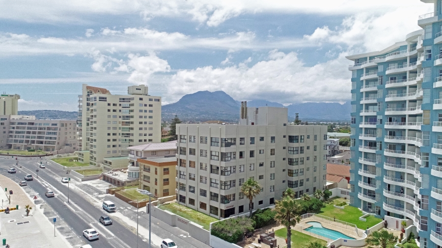 3 Bedroom Property for Sale in Strand North Western Cape